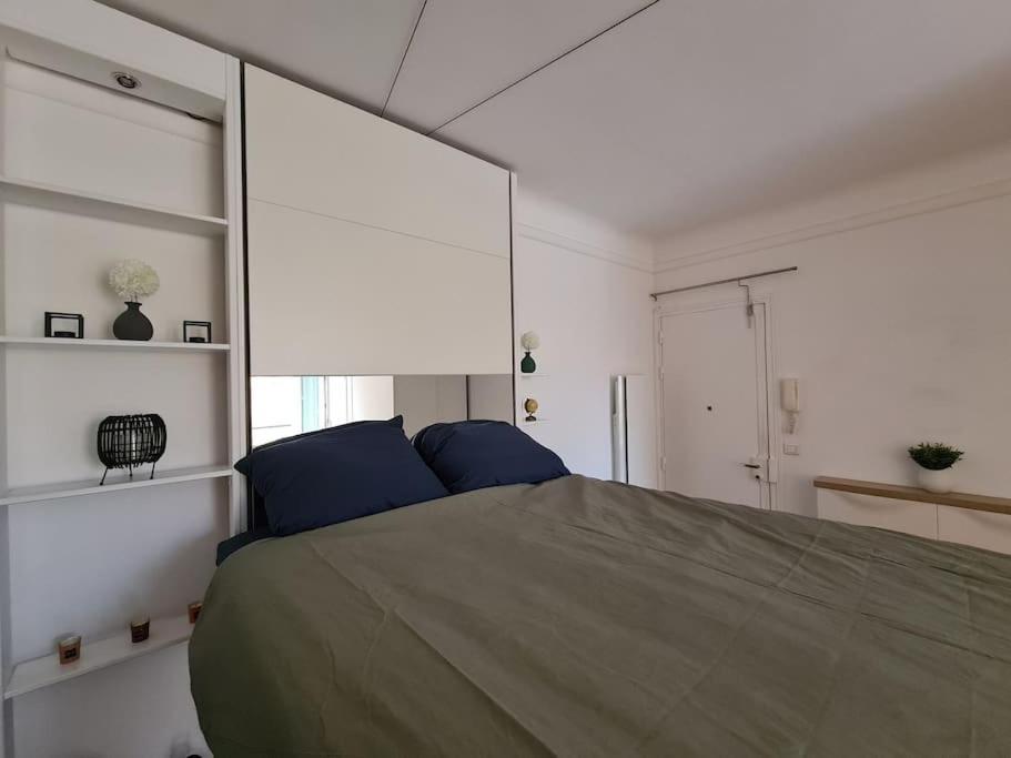 Studio A 2 Pas De La Gare Сартрувил Екстериор снимка